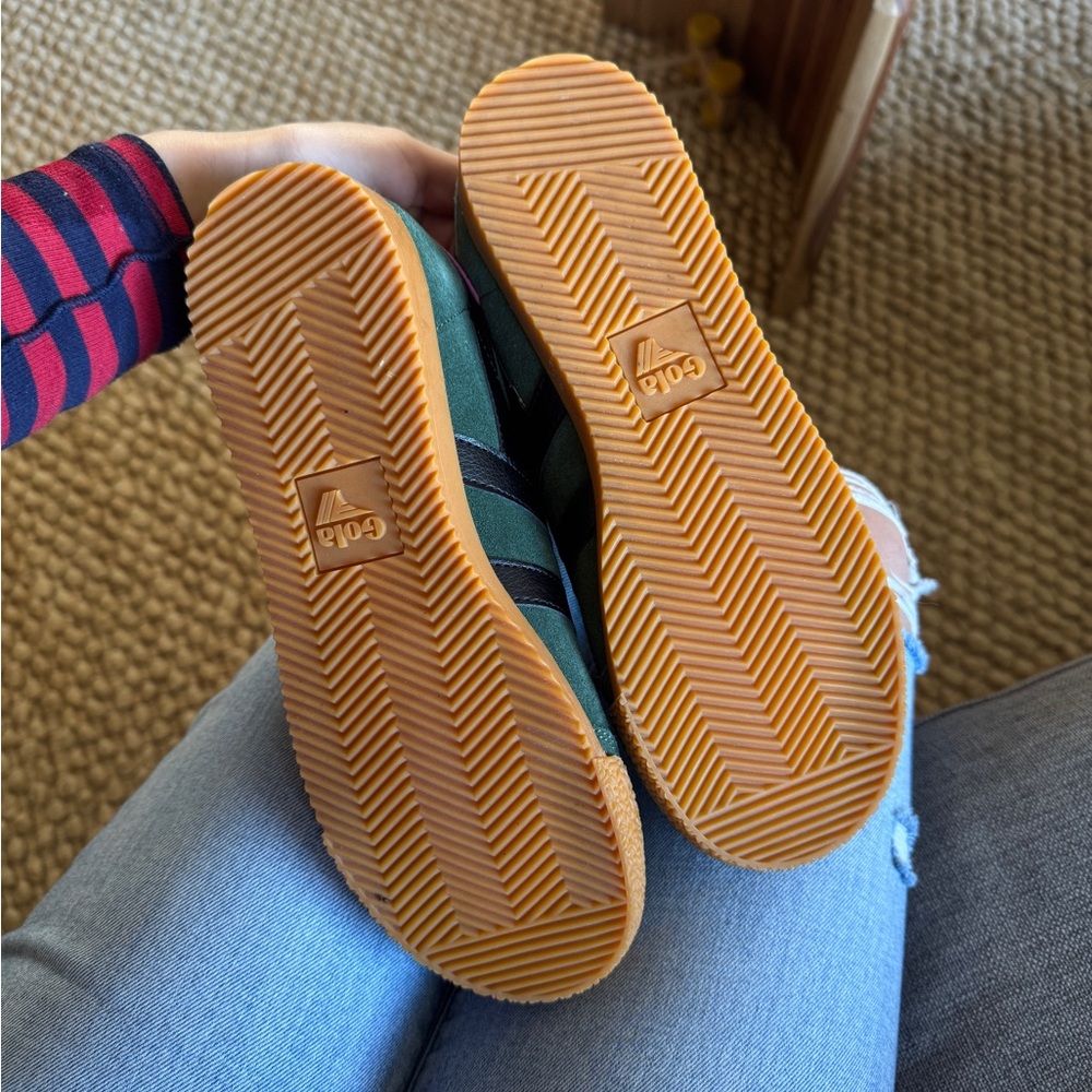 Women’s Gola Elan Sneakers - Picture 3 of 3